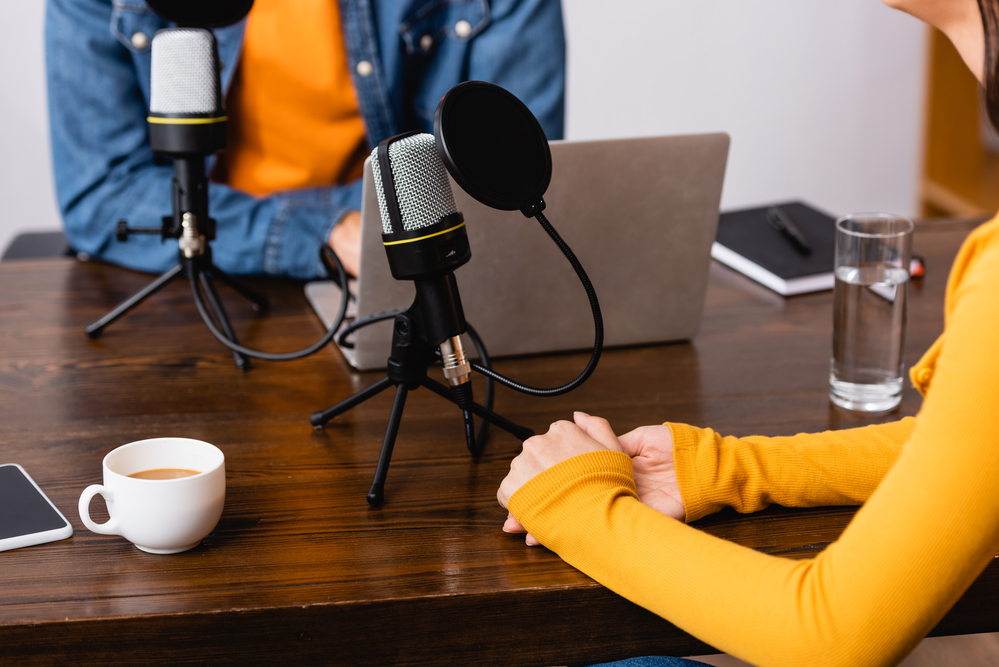 Jak radzić sobie z codziennymi obciążeniami? Wiola Wasilewska radzi – na bieżąco! [PODCAST]
